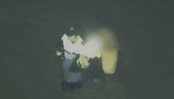 "왜 혼자 출동시켰냐" 구명조끼 양보 후 숨진 해경…유족 분통