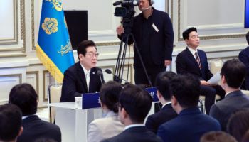 대통령실 "언론보다 유튜브 대응에 방점…배상액 크게"