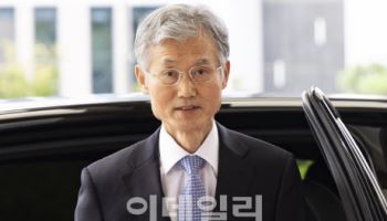 조희대, “사법개혁 공론화, 사회적 합의 필요”…與“자업자득”·野“위험천만”(종합)