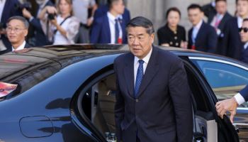 美와 회담 긍정적이라는 中, 틱톡 문제엔 “강제로 뺏지 마”