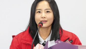 'EBSi 김태희' 스타강사 레이나 김효은, 국힘 대변인으로