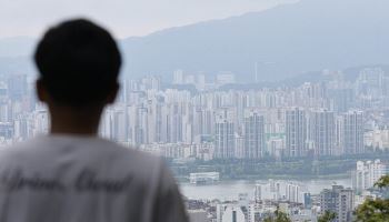 "한 달 240만 원"…한강뷰 포기 못하고 '벌금' 내는 군인들