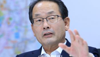 "원화 스테이블코인, 통화주권 지키는 전략자산…내달 디지털자산법 발의"