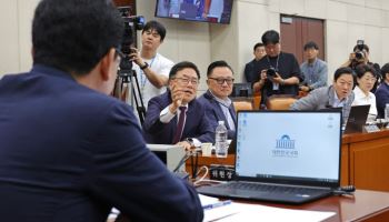 ‘기재부 분리·검찰청 폐지’ 정부조직법 개정안, 행안소위 통과