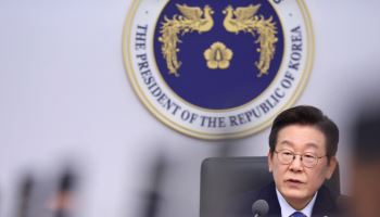 李대통령 "통화스와프 없이 美요구 수용하면 韓금융위기"