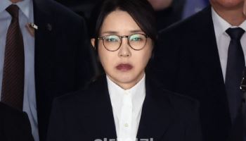 '피고인 김건희' 법정 모습, 24일 공개된다…구속 후 43일만