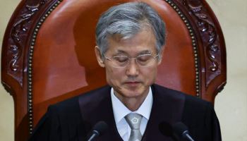 ‘조희대 녹취’에 김병기 의혹까지…정치권 고발전, 줄줄이 수사 착수