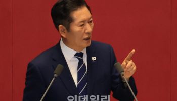 정청래 "대통령도 갈아치우는 마당에 대법원장이 뭐라고"