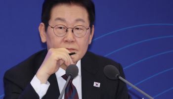 美재무장관 만난 李대통령…김용범 실장 "관세협의 분수령 될것"