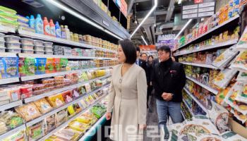 뉴욕서 케데헌 유행 체감한 김혜경 여사 "김밥 인기 많죠?"