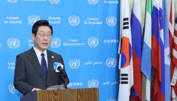 李대통령 “AI는 새끼호랑이…'더피' 혹은 '맹수'"