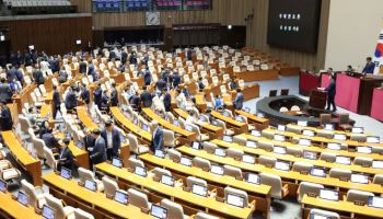 與 “국정자원 화재, 필리버스터 중단 제안”…野 “악법부터 중단해야”