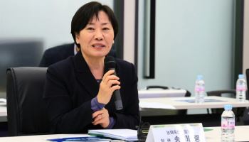 농산물 온라인도매시장 키워 유통비용↓… 판매자 조건 없앤다