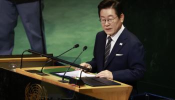 유엔 일정 마치고 귀국한 李대통령에 쌓인 현안…화재·관세협상