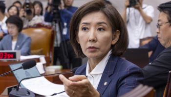나경원 "중국인 대거 유입 불안...李 사과해야"