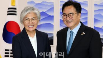 우 의장, 강경화 주미대사 내정자 접견…"한국 목소리 잘 전달해달라"