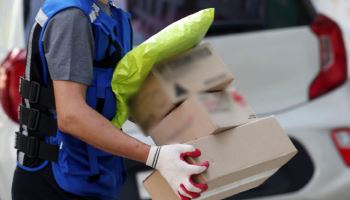 DHL 요금 인상 여파…편의점 국제택배 가격 인상