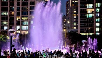 퍼레이드·야시장, 드론·에어쇼, 불꽃놀이 등…"지루할 틈이 없네"