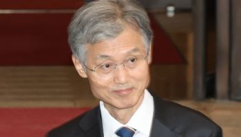'조희대 사퇴' 압박하는 與…반복되는 대법원장 수난사