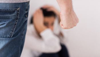 즐거운 한가위 맞아 '욱'…명절 가정폭력 주의보