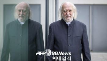 '노벨문학상' 크러스너호르커이 최신작, 내년 국내 출간된다