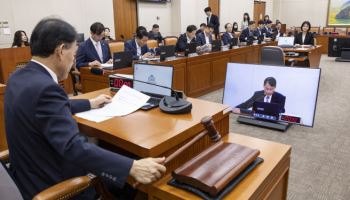 롯데카드 해킹 사태부터 가계대출까지…국감 도마 위에