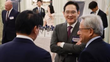 'JY 통큰 결단' 삼성 직원 보상 확대…주가 따라 오른다(종합)