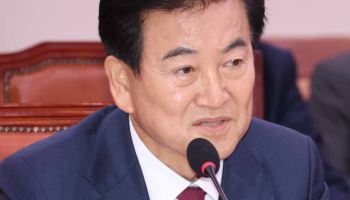 ‘두 국가론’ 놓고 여야 충돌…정동영 “정부 공식 입장 될 것”(종합)