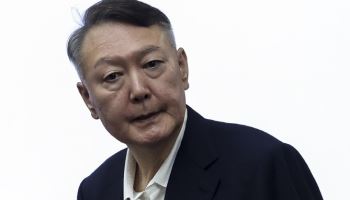 내란특검, 외환 혐의 체포영장 집행 시도…尹 '자진출석'(종합)