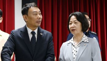 폭주하는 與 "대법관 PC기록 보고 대법원장실 현장검증 시도"