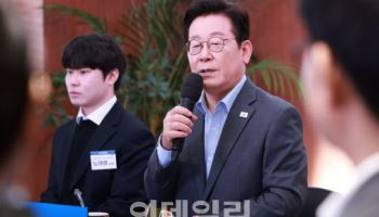 게임업계 만난 李대통령 "문화산업으로 키우겠다"