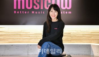 "세 가지 키워드 붙여놓고 몇 년을 고민했죠"