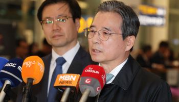 방미 마치고 귀국 김용범 “관세협상 진전 있었다…APEC 전에 타결 가능”