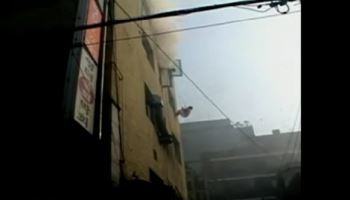 “불이야!” 뛰쳐나오자 흉기로 찔렀다…6명 살해한 범인 