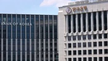 한은, 12년째 금 매입 ‘전무’…“금 보유 확대 중장기 과제”