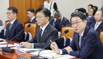 네이버-두나무 합병 주가 출렁…미공개 정보 유출 의혹 제기