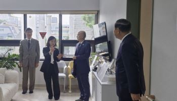 "장애인 차별 받지 않게"…인권위원장, ‘그룹홈’ 현장 점검