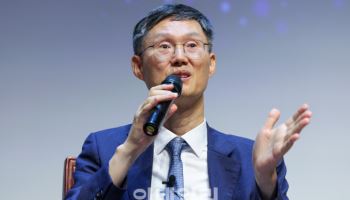 與대법관 증원 비판한 문형배 "환자 진단 없이 수술하는 격"