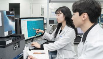 한국콜마, 글로벌 화학社와 ‘자외선차단 신규 원료’ 등록