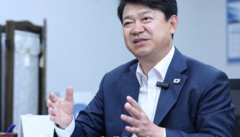복기왕 "15억은 서민 아파트라는 인식" 발언, 사과
