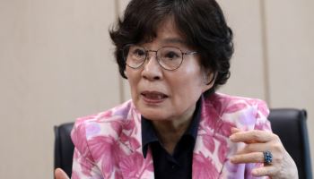 "'피플 파워'로 쓴 우리 민주주의 역사 세계서도 으뜸"