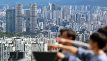 “더 오르면 못 살까봐...” '규제 옆동네' 심상찮은 분위기