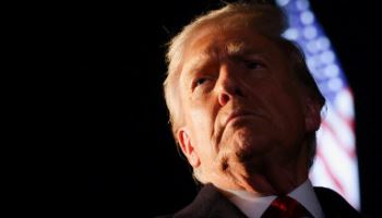 ‘MAGA 책사’ 배넌 “트럼프, 2028년 대통령 될 것”…3선 비책 시사