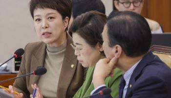 사고는 차관이 쳤는데 대변인도 대기발령…국토부에 질타 쏟아져