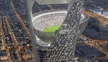 350m 상공에 들어서는 축구장..."63빌딩보다 높아" 