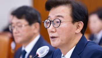 中, 韓 조사선 '서해 구조물' 접근 방해?…해수장관 "방해 없었다"