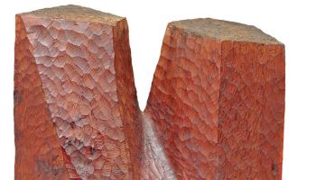 덜 깎아내야 더 아름답다 