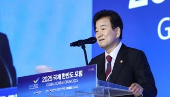 정동영 통일장관 "한반도 평화 향한 노력, 결실 맺을 것"