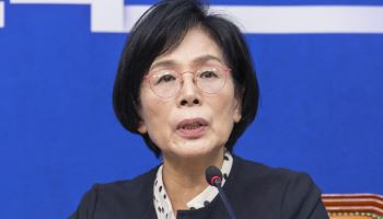 野 요구에도 與  "최민희 사퇴 전제하지 않아"