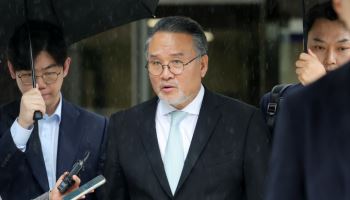 '삼부토건 주가조작' 첫 재판서 전·현직 임원들, 혐의 전면 부인